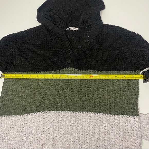 No Boundaries | Women's Tricolor Striped Long Sleeve with Hoodie top Size M - Picture 4 of 8